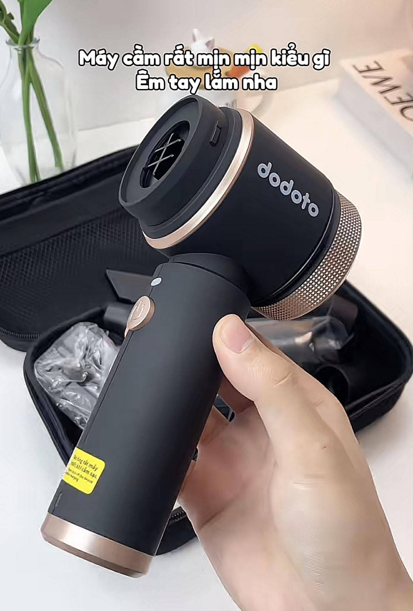 Vệ sinh máy hút bụi bàn thờ