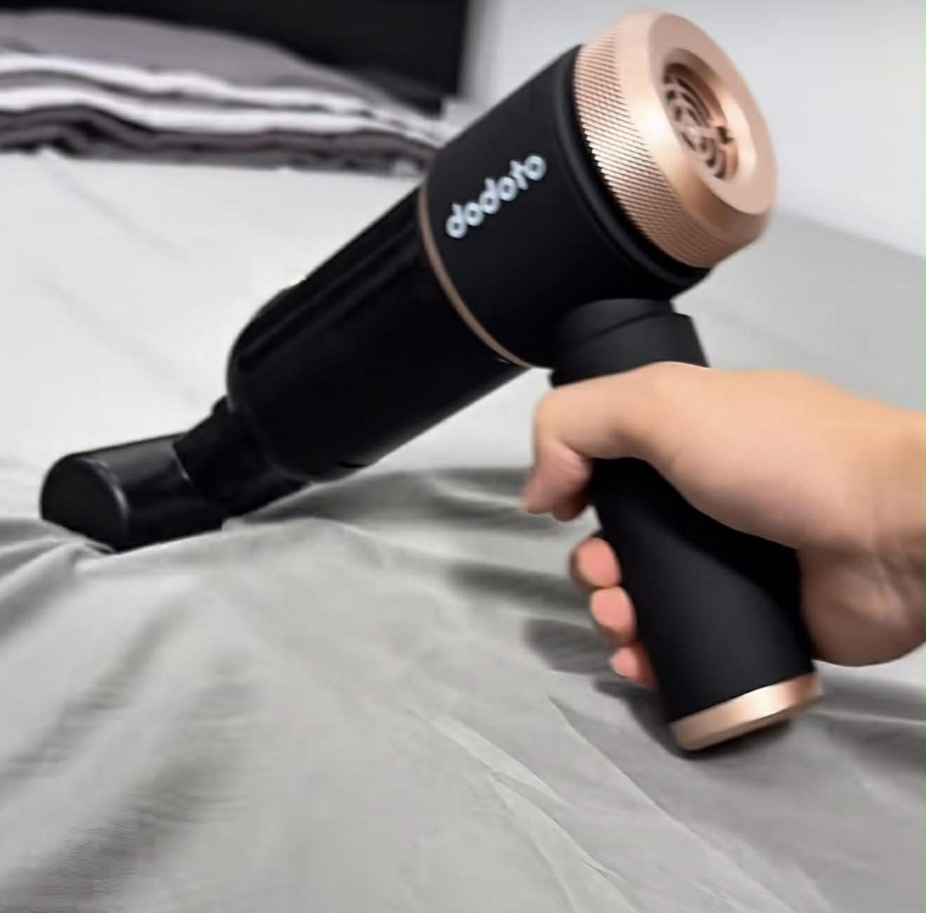 Vệ sinh bàn thờ