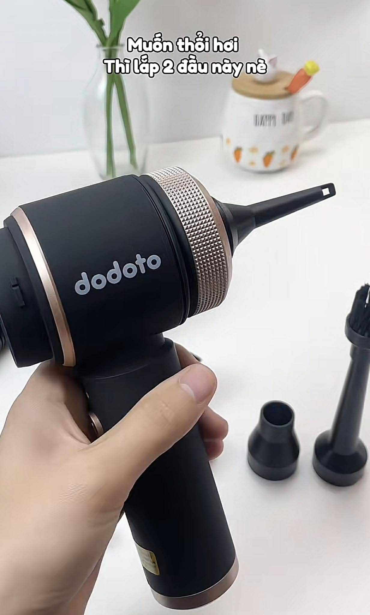 Cách sử dụng máy hút bụi mini 