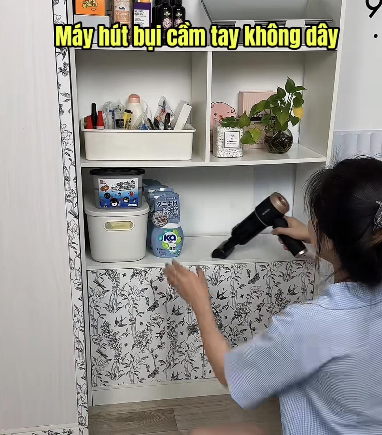 Máy hút tàn hương bàn thờ
